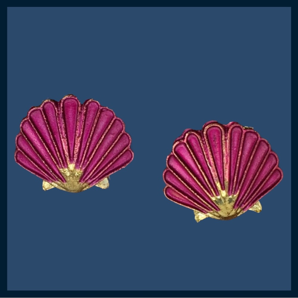 Magenta Clam Shell Earrings - Picture 1 of 6